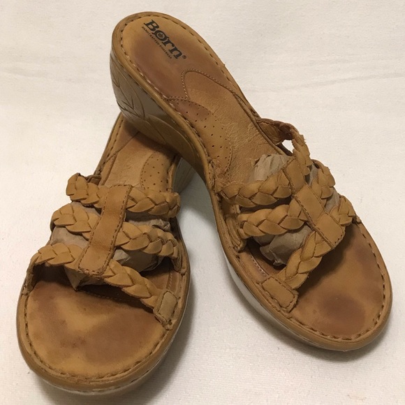 Born: Tan, Braided Straps, Leaf Pattern On Sides, Size 8 M - Picture 1 of 9